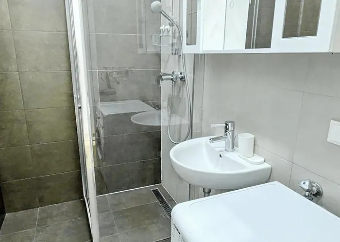 Cozy Apartment- 5 Minutes To Danube River Βιέννη